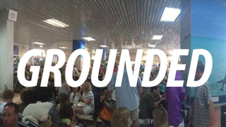 All US United Airlines Flights Are Grounded Due to "Automation Issues" (Updating)